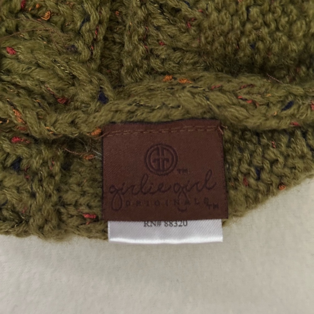 C.C Women’s Green Speckled Knit Beanie with Ponytail Opening - Picture 2 of 4